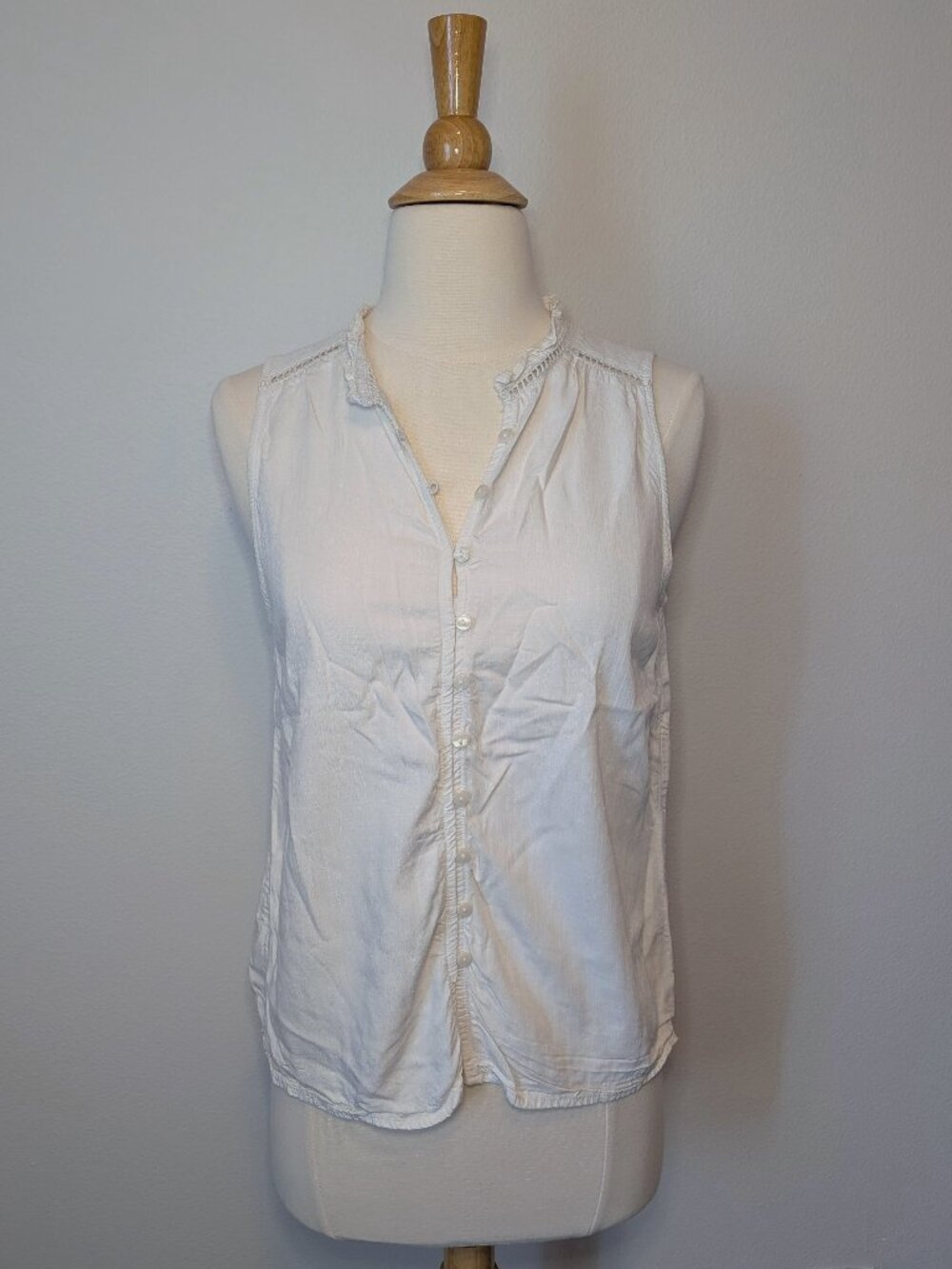 Ann Taylor Button Front Sleeveless Top